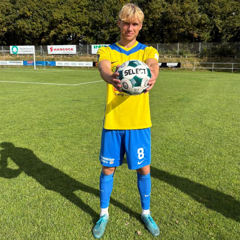 Select fodbold med Sport-Cola etiket