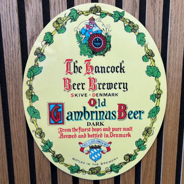 Metal skilt med Old Gambrinus Dark etiket